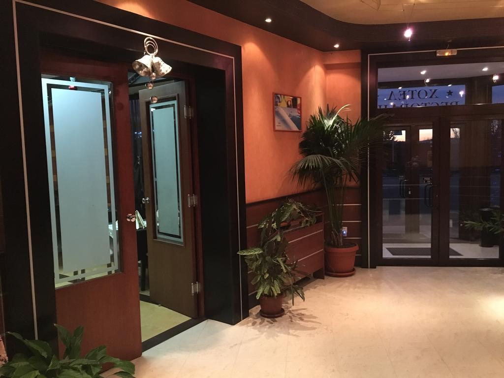 Bistrica Hotel 萨莫科夫 外观 照片