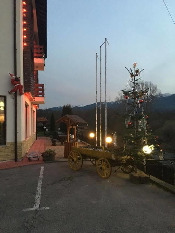 Bistrica Hotel 萨莫科夫 外观 照片